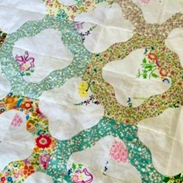 back-basting-applique-carolyn-forster-square