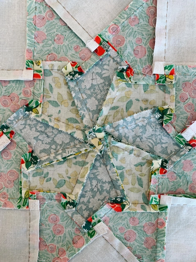 One of my most favourite things about hand piecing is the pressing ☺️. 
Part of the fun is knowing it will be hidden in the quilt sandwich forever, our little secret ☺️🧵🪡. 
What’s making you happy about your stitching today? 
#handpiecing #handstitching #handstitched #handpiecedpatchwork #patchwork #quiltblock #pressingseams #carolynforsterquilts #carolynforster